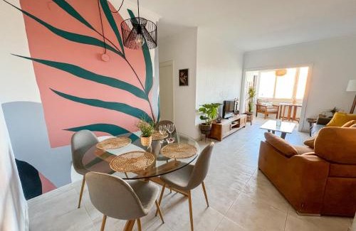 Guadalmar Apartment | Apartamento con vistas al mar a 1 min de la playa