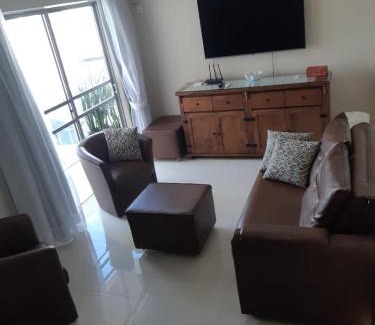 Barra Sul Apartment | Apartamento Coral - 1 quadra do Mar