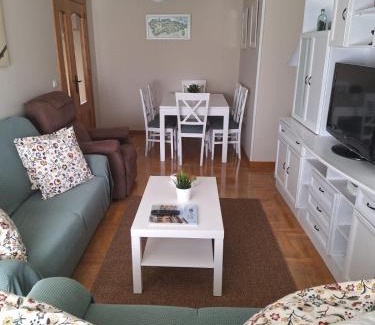 Soto Del Barco Apartment | Apartamento Cueto