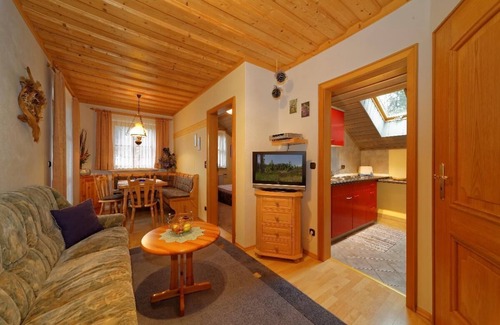 Spiegelau Apartment | Apartamento con Dormitorio, Sala de Estar con Zona de Comedor y Cocina Pequeña Separada
