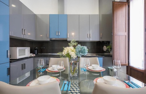 Perchel Sur Apartment | Apartamento El Carmen