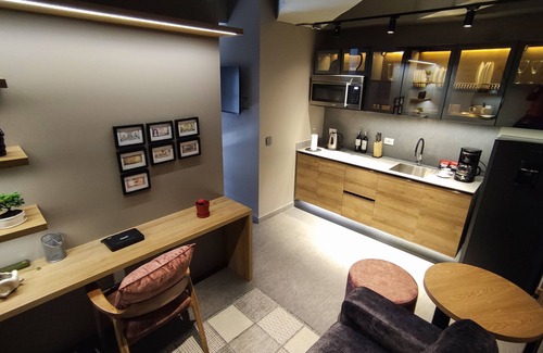 Calle 100 Apartment | Apartamento Elegante, Wifi, Restaurante, Piscina, Co-working