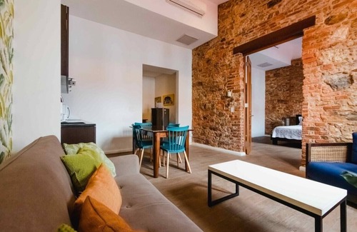 Casco Viejo Apartment | Apartamento en Casa del Horno by Domus-Rentals