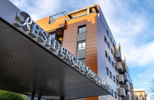 Figares Apartment | Apartamento Fórum-Ciencias con Piscina, Gym & Parking