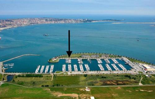 Camargo Boat Rental | Apartamento flotante Unico C15A01