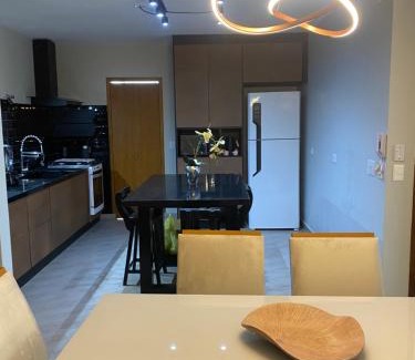 Parque Enseada Apartment | Apartamento lindo a 03 minutos da praia Enseada