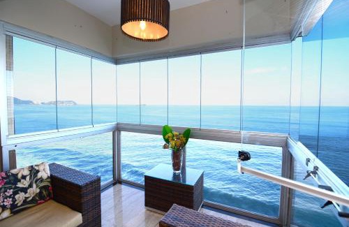 Morro do Maluf Apartment | Apartamento no Morro do Maluf, frente ao mar