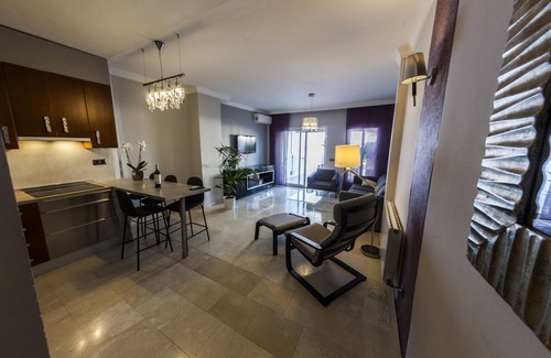 Nerja City Centre Hostel | Apartamentos Abril