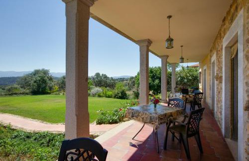 Guijo de Granadilla Apartment | Apartamentos El Jardín del Poeta