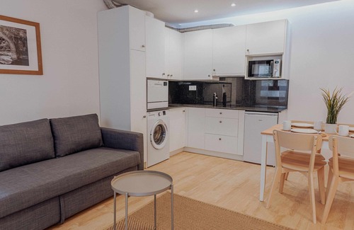Alquezar Apartment | Apartamentos Fuendebaños, Bajos