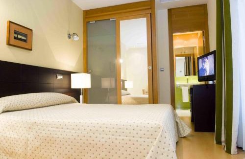 Burgos Apartment | Apartamentos María Luisa