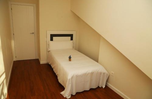 Teso de la Feria Apartment | Apartamentos Turísticos Puente Romano P2 2-A