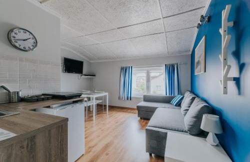 Karwia House | Apartamenty i pokoje na Złotej