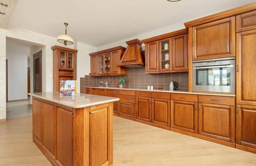 City Centre Apartment | Apartement for 6 | Air-conditioning | Parking