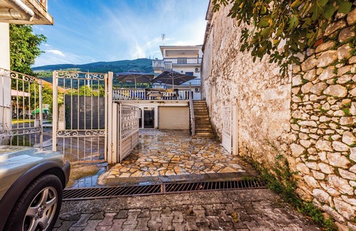 Shkoder Apartment | ApartHotel by PikHost
