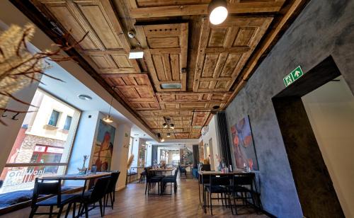 Rybnik Bed & Breakfast | apartHotel Sobieskiego 9