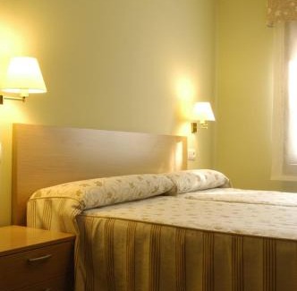 El Grado Hotel | Aparthotel Tres Caminos