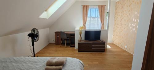 Kraluv Dvur Apartment | Apartmán v Královském Údolí