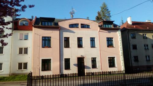 Police nad Metuji Apartment | Apartmán v podkroví