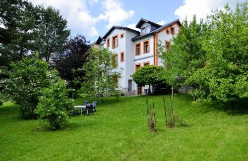 Chvalec Apartment | Apartmány Irisis
