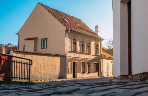 Trebic Apartment | Apartmány Nathan - Ubytování s příběhem