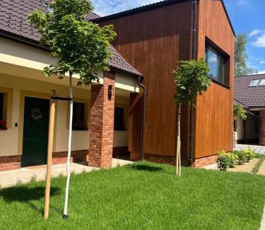 Troubsko House | Apartmány V zahradě