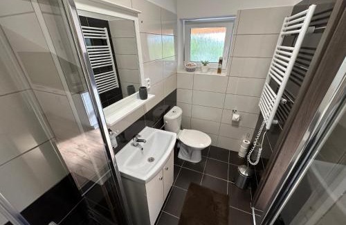 Pritluky House | Apartmány & Vinařství Káňa
