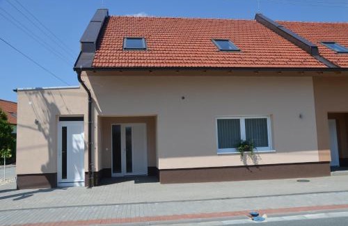 Velke Pavlovice Apartment | Apartmány Za Dvorem