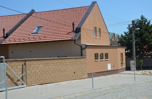 Velke Pavlovice Apartment | Apartmány Za Dvorem