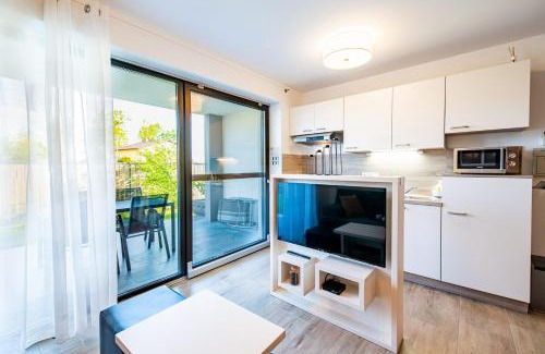 Verzej Apartment | Apartmaji BANONIA " Sončni zahod "