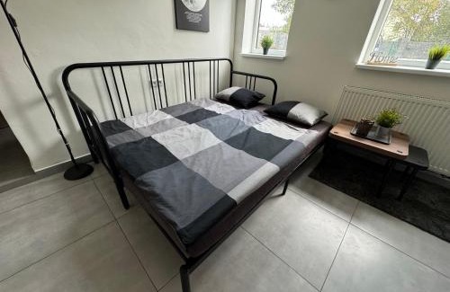 Jirny Apartment | apartman 50m2 garden parking Free