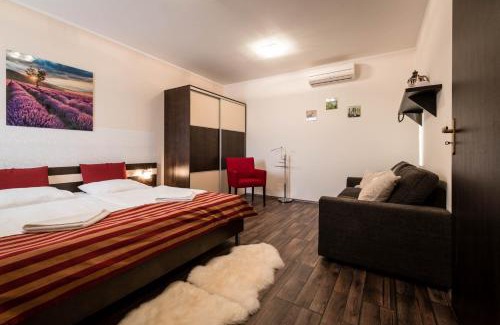 Besenova Apartment | Apartman Mirka - Hotel Luka