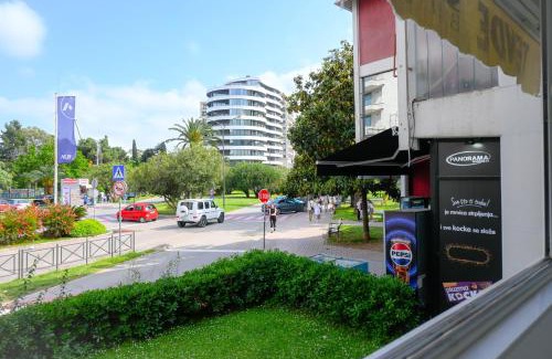 Gospostina Apartment | Apartman Petar-Spacious Friendly Stay in the Heart of Budva