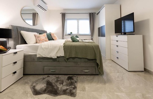 Bjelovar Apartment | apartmani SUN & MOON