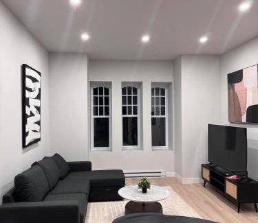 Shaughnessy Village Apartment | Apartment ∙ 1 bedroom ∙ 3 guests