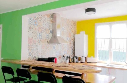 Le Chesnay Apartment | Apartment with its own garden, very serene.