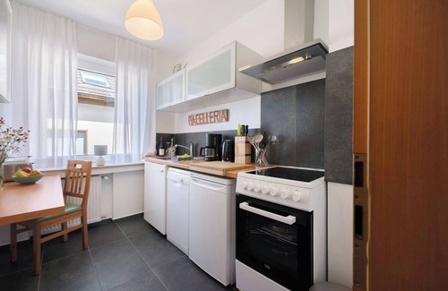 Bachem Apartment | Apartment 'Ferienwohnung Bachem mit Balkon' with Mountain View, Balcony and Wi-Fi
