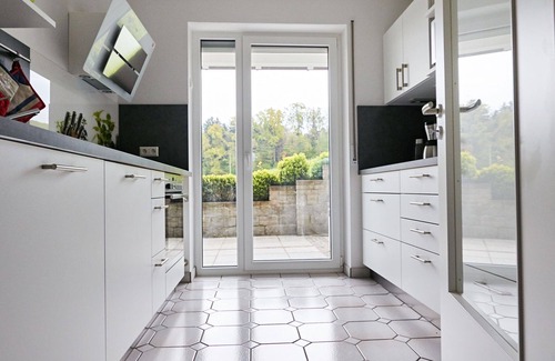 Kressbronn Apartment | Apartment 75 sqm quiet location in cul-de-sac with terrace