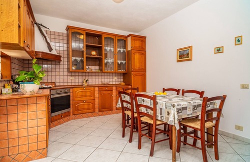 Francavilla di Sicilia Apartment | Apartment 'La Casa Vacanza Di Jano' with Mountain View and Balcony