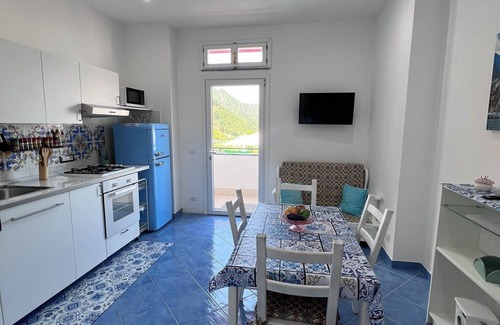 Piazza-Tralia-Pendolo Apartment | Apartment with pool and breathtaking view of the Golfo di Napoli