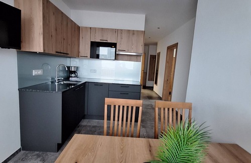 Sonnenalpe Nassfeld Apartment | Apartment '1' with Mountain View, Shared Garden and Wi-Fi