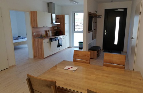 Bad Erlach Apartment | Apartment ∙ 2 bedrooms ∙ 4 guests