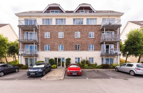 Stepaside Apartment | Apartment ∙ 2 bedrooms ∙ 4 guests