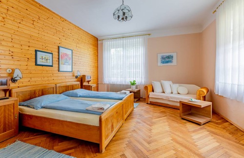Wurflach Apartment | Apartment ∙ 2 bedrooms ∙ 5 guests
