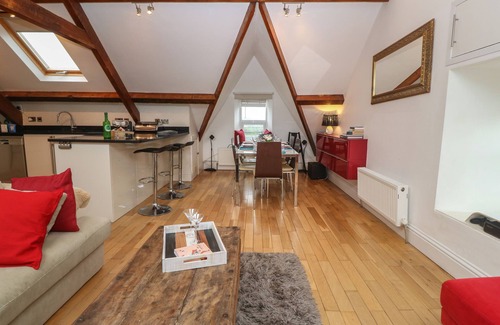 Llanbedrog Cottage | Apartment 2, Gorwel Glas