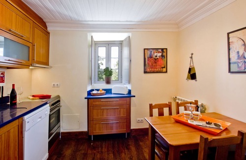 Penela Apartment | Apartment 2: Traditional, rustic style 4 roomed apartment