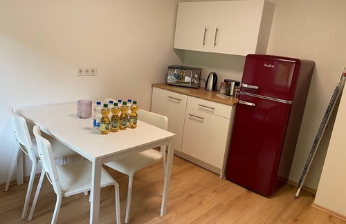 Buckenberg Apartment | Apartment "2 - Zimmerwohnung mit Bad und Küche" with Wi-Fi