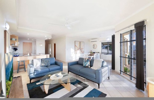 Rapid Creek Apartment | Apartment ∙ 3 bedrooms ∙ 6 guests