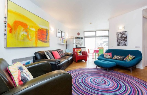 Clissold Apartment | Apartment ∙ 3 bedrooms ∙ 6 guests