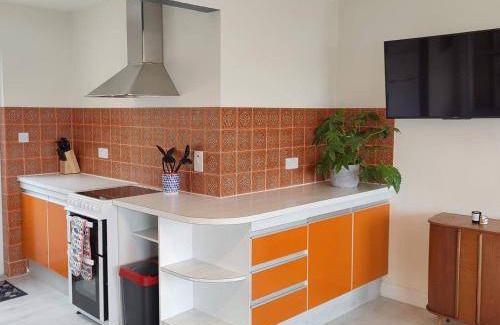 Glandore Apartment | Apartment ∙ 3 bedrooms ∙ 6 guests